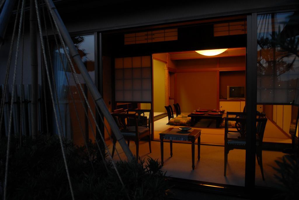 Yamanoo Hotel Kanazawa Exterior photo